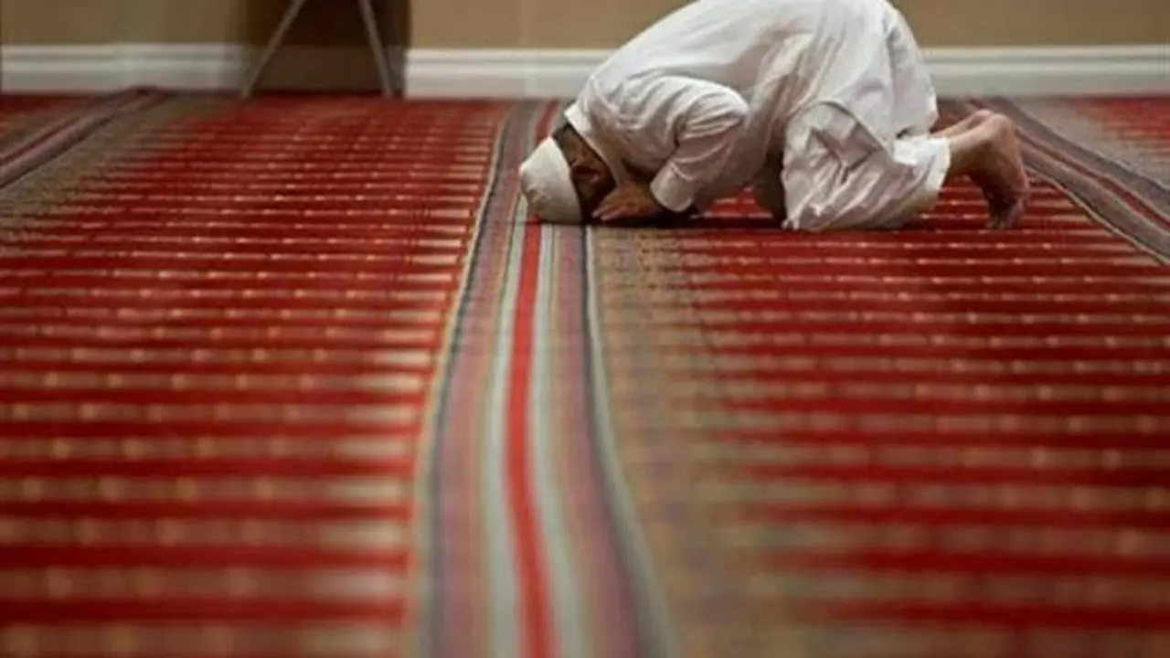 توقيت اليوم.. انطلاق أول صلاة تراويح في رمضان 2026